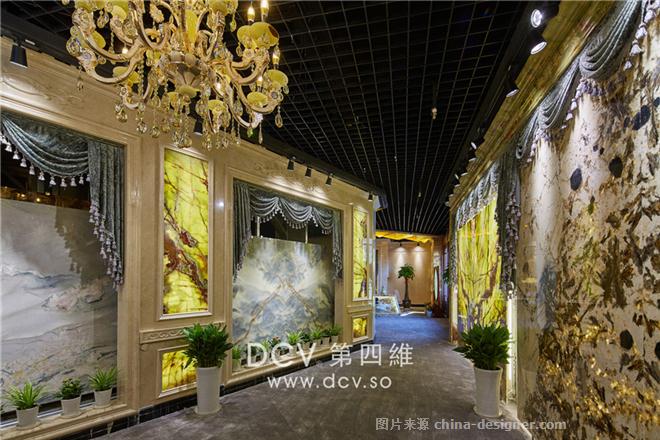 项目名称:玉宫奢侈馆石材展厅 项目地址:红星美凯龙辛家庙店 项目类型:展厅展览 项目面积:450 设计风格:混搭 设计单位:DCV第四维创意集团 设计内容:室内设计/外立面设计 室内设计:王咏/索燕东/李璟妍 设计时间:2016.02 竣工时间:2016.07 主要材料:石材、玉石画、地毯、不锈钢 设计说明: ?